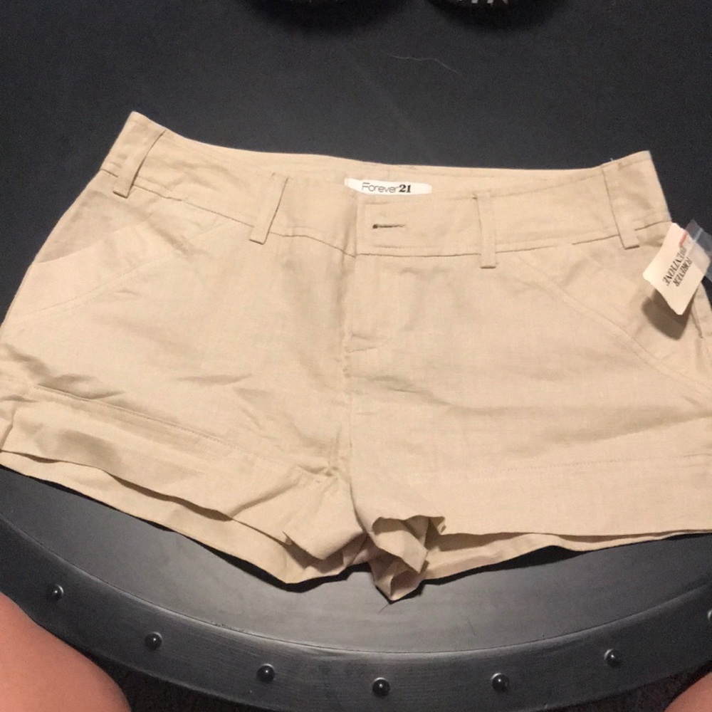 Forever 21 khaki shorts
